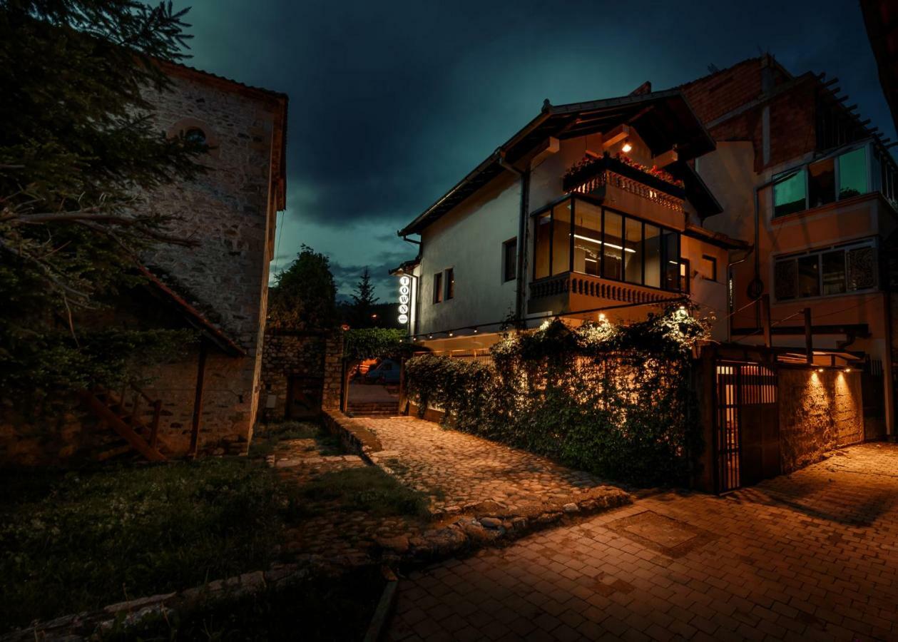 Town Hostel Peje Luaran gambar